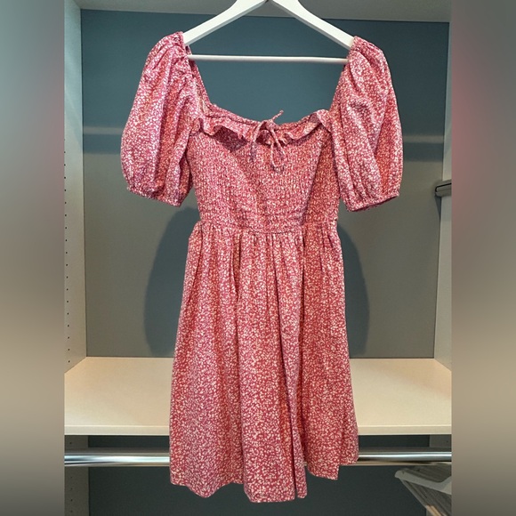 Abercrombie and Fitch dress. Pink/white floral. Size medium. Puff sleeve. Cute! - Picture 2 of 16